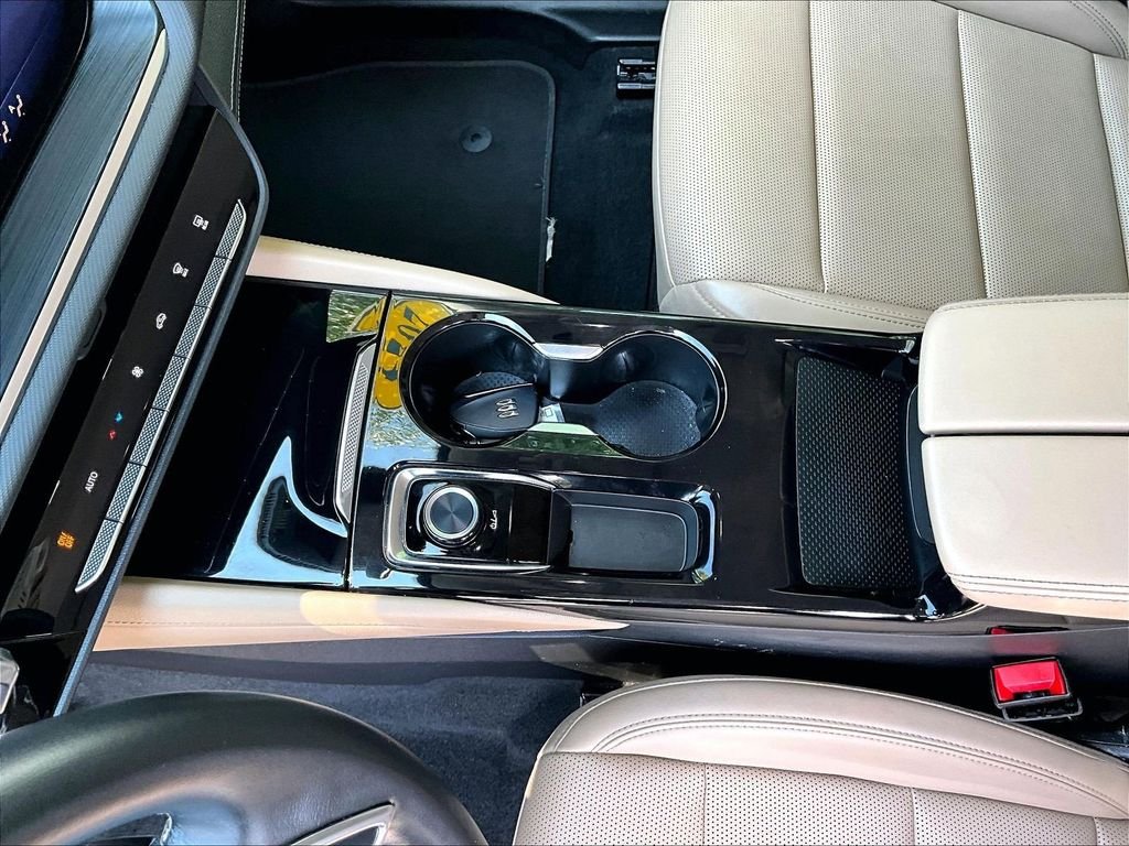 Used 2024 Black Buick Preferred image 19