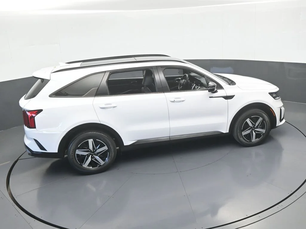 Used 2022 Glacial White Pearl Kia EX image 55