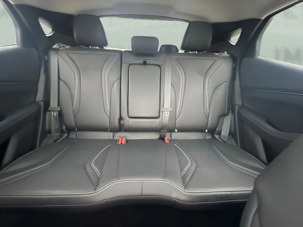 Used 2024 Green Ford Premium image 7