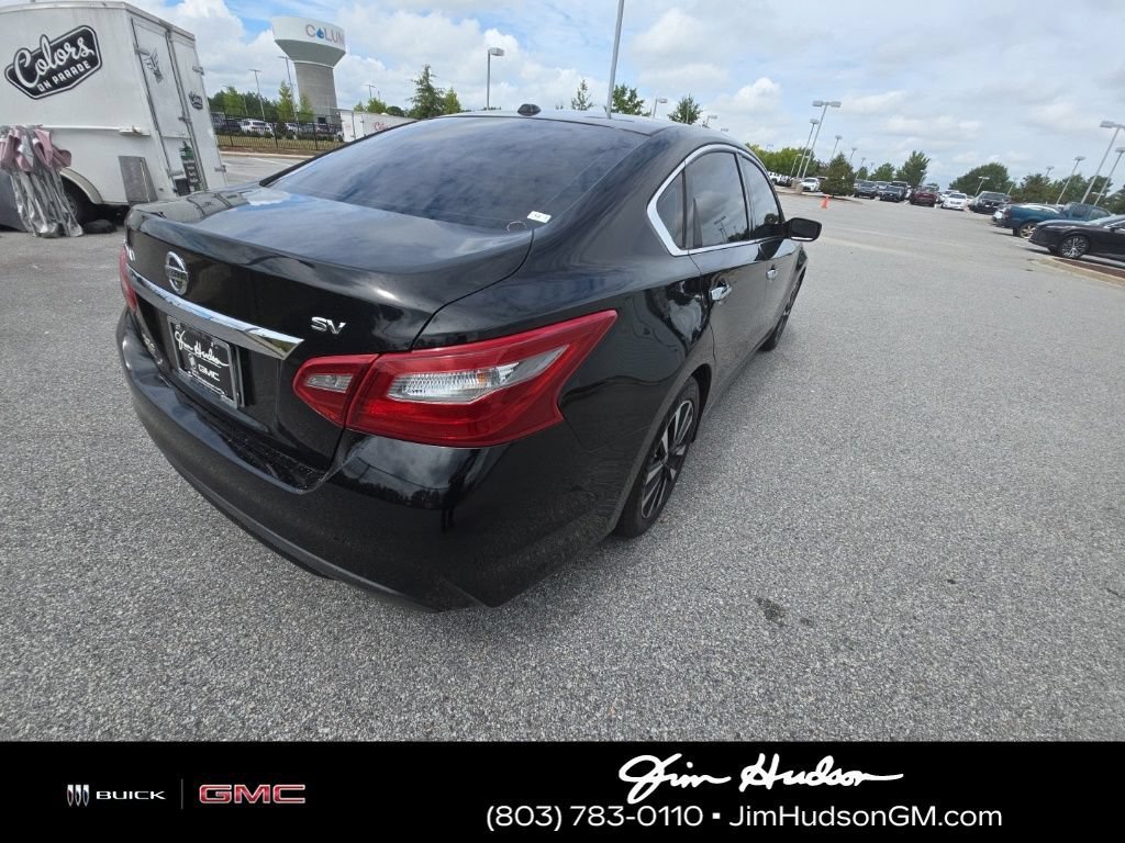 Used 2018 Black Nissan 2.5 SV image 4