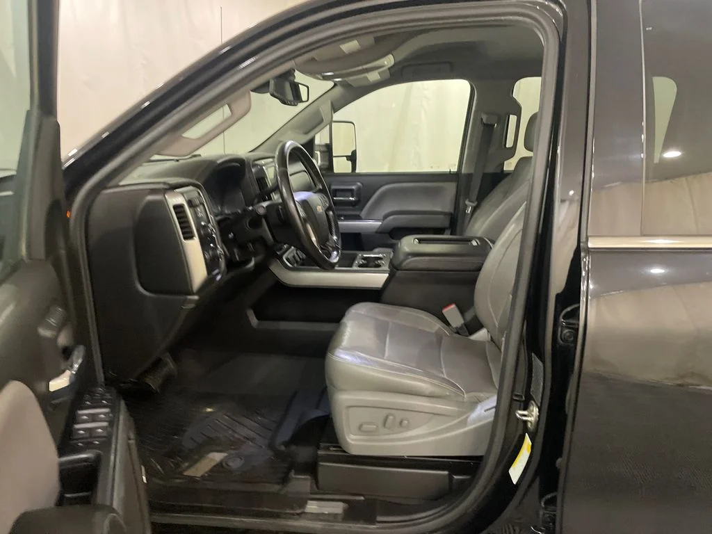Used 2019 Mosaic Black Metallic Chevrolet LTZ image 11