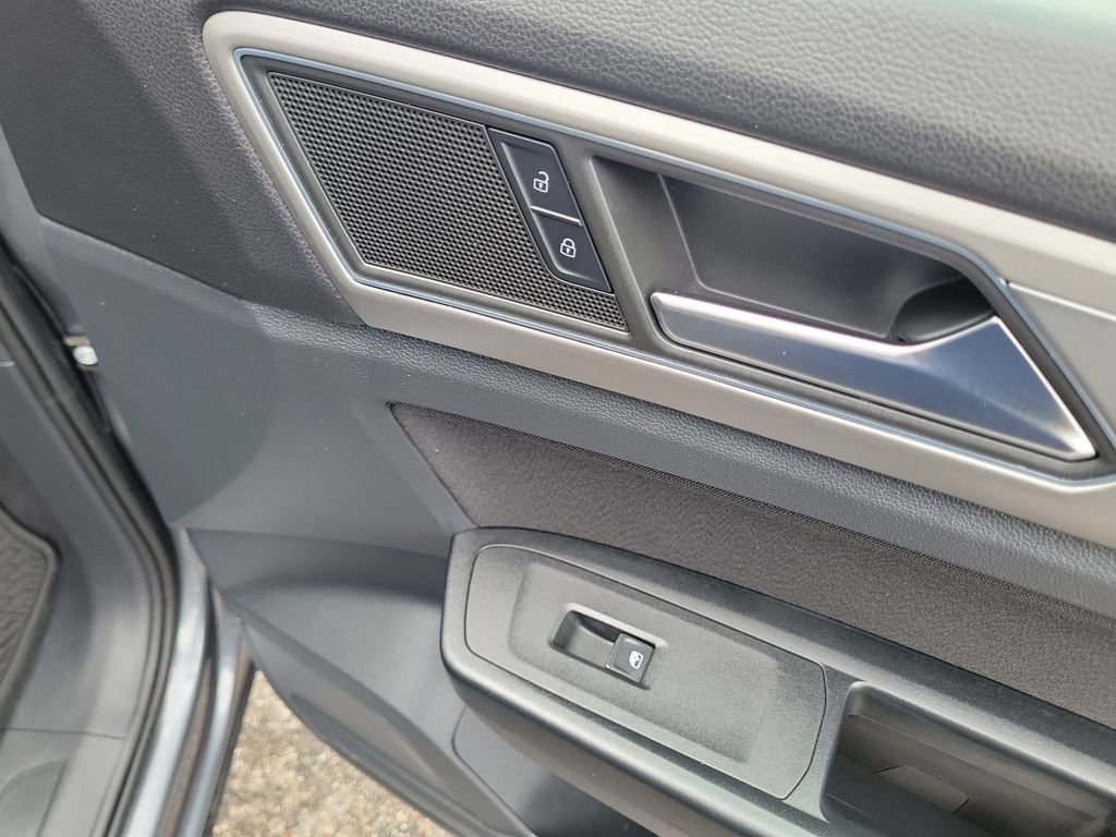 Used 2019 Gray Volkswagen 2.0T S image 11