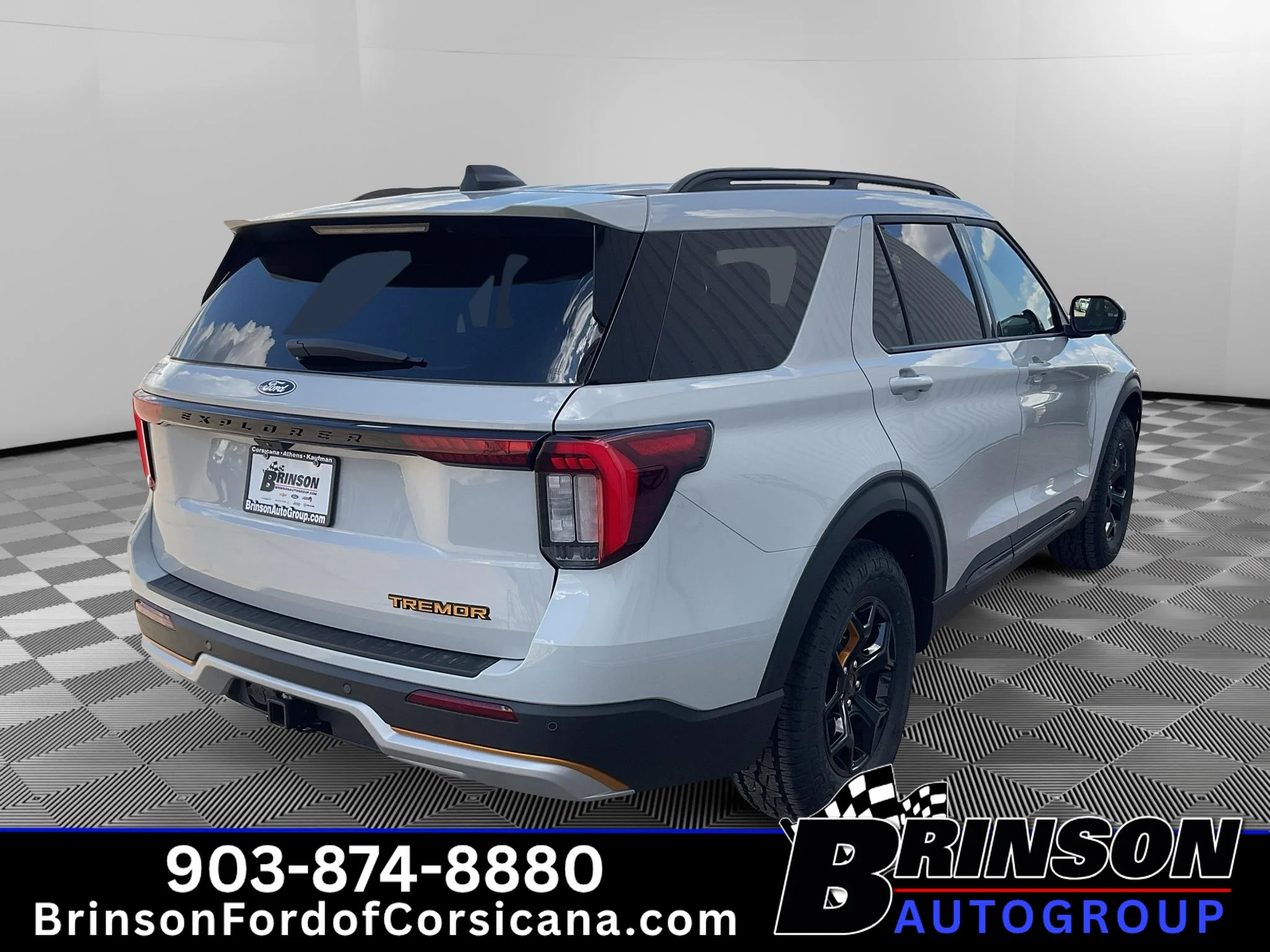 New 2027 Avalanche Gray Ford Tremor® image 5
