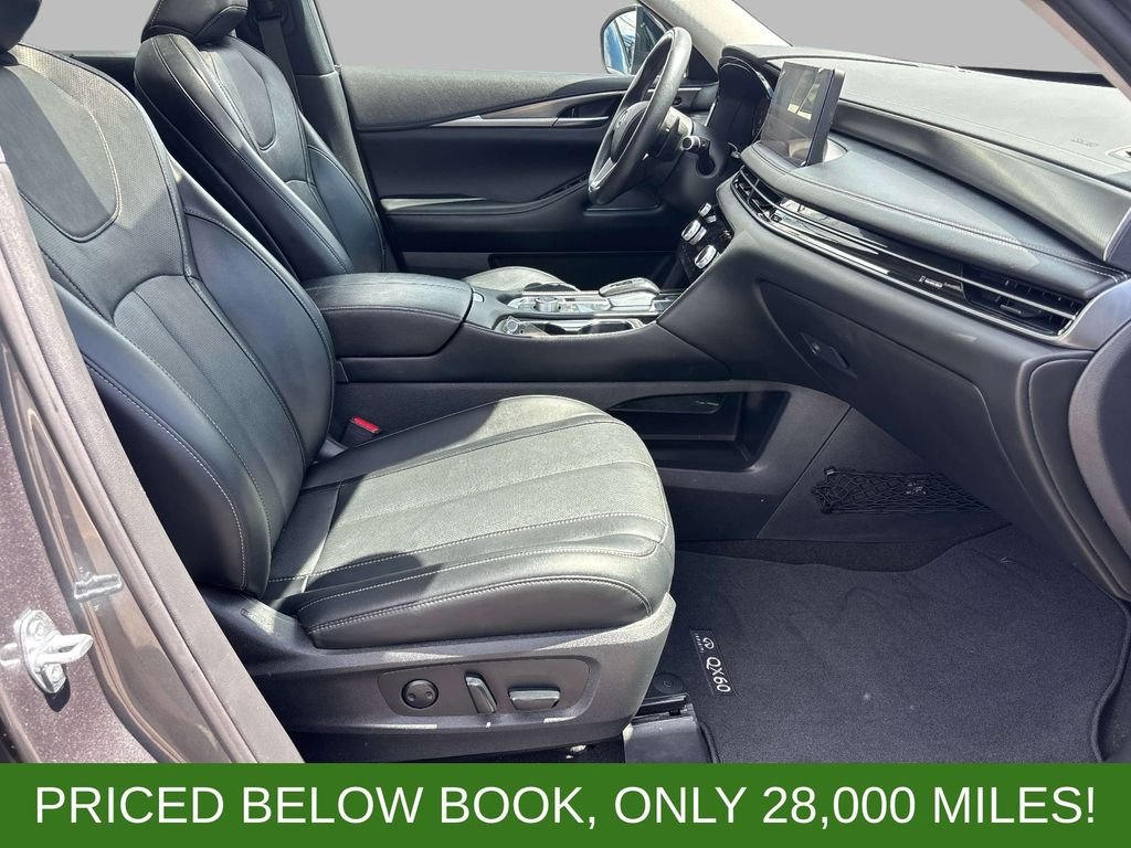 Used 2023 Gray INFINITI LUXE image 21