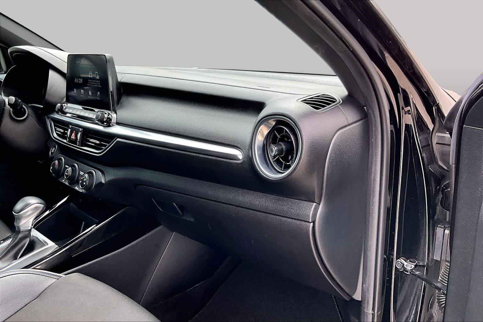 Used 2020 Aurora Black Kia GT-Line image 16