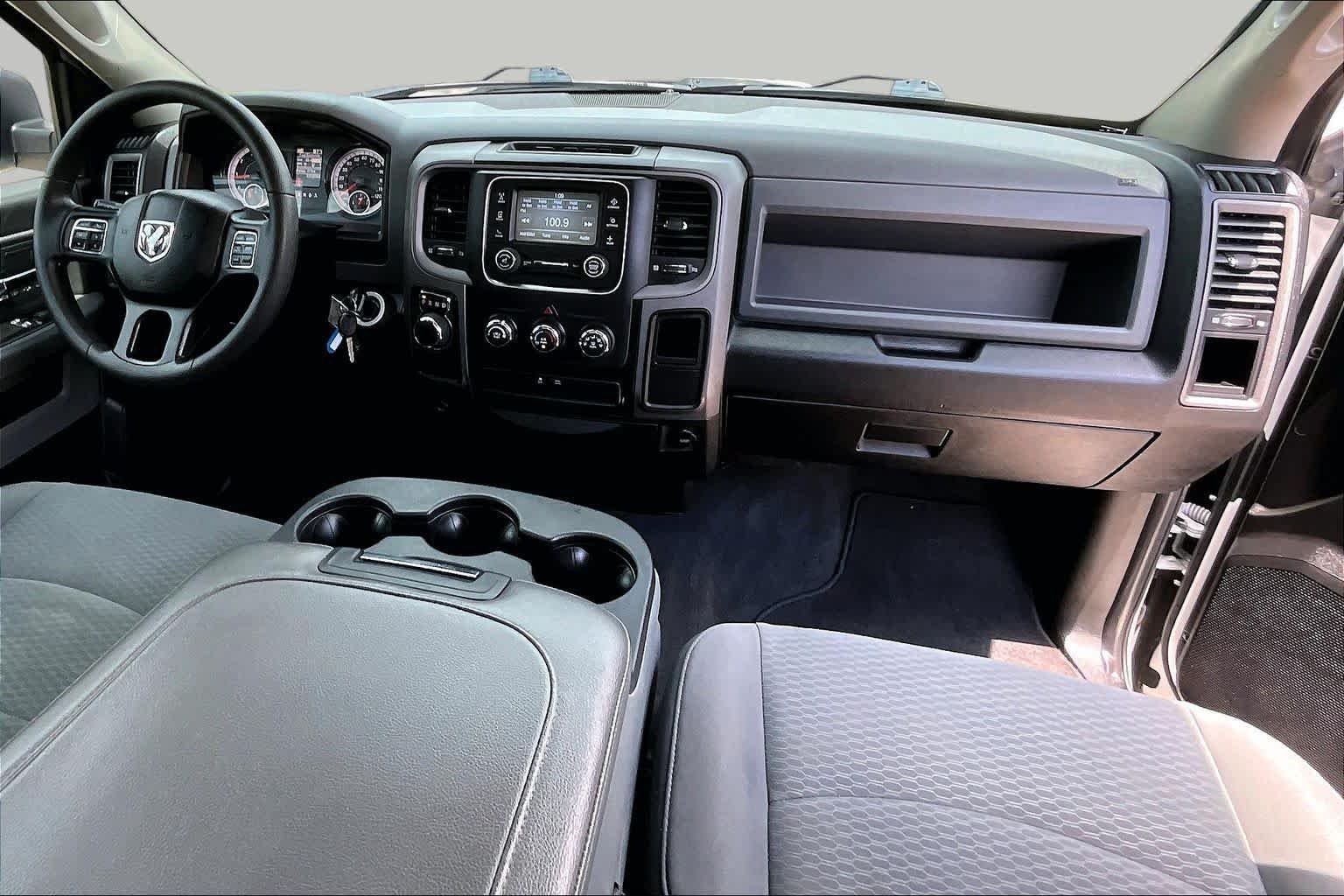 Used 2019 Bright White Clearcoat Ram Express image 16