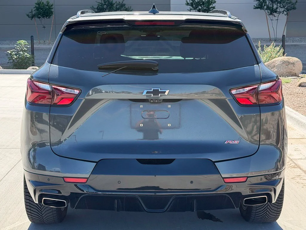 Used 2020 Gray Chevrolet RS image 5
