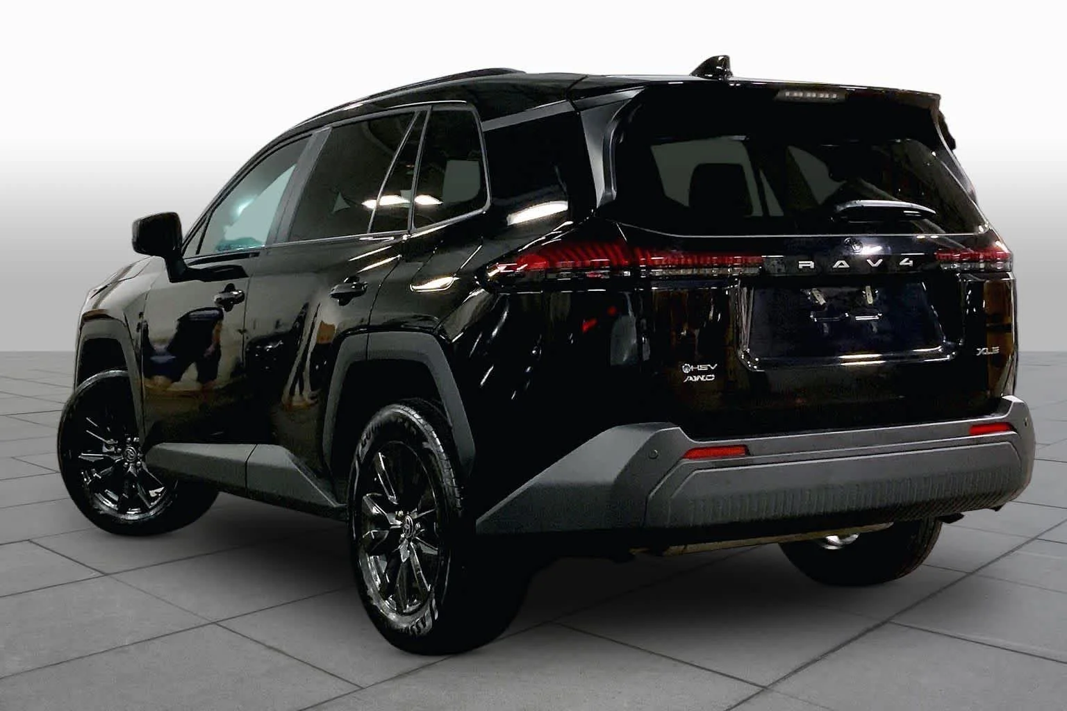 Used 2026 Midnight Black Metallic Toyota XLE Premium image 12