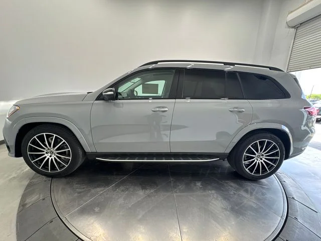 New 2026 MANUFAKTUR Alpine Gray Mercedes-Benz GLS 450 image 17