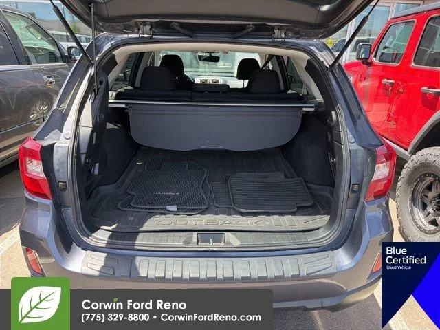 Used 2017 Carbide Gray Metallic Subaru 2.5i Premium image 9