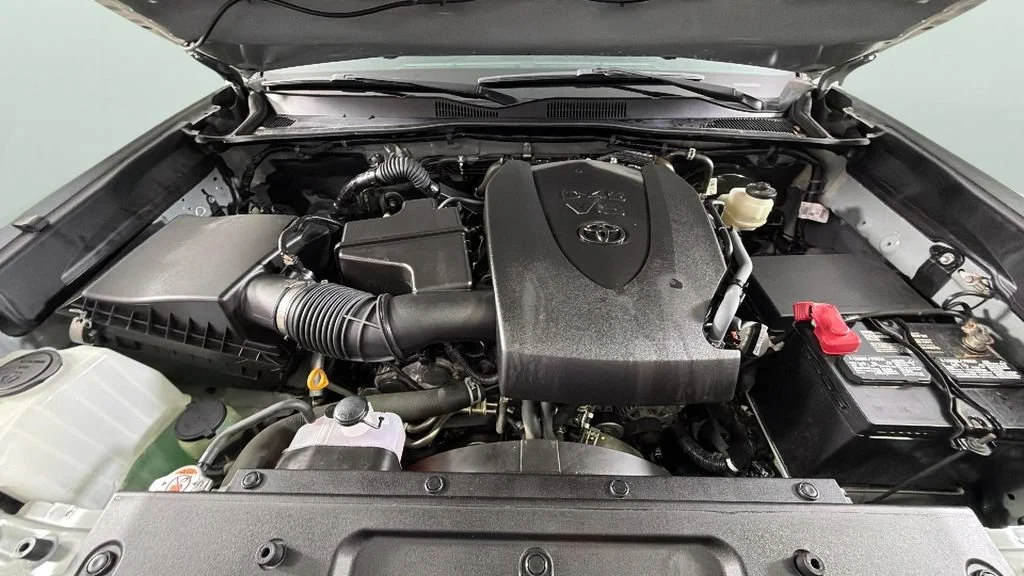 Used 2023  Toyota SR image 36