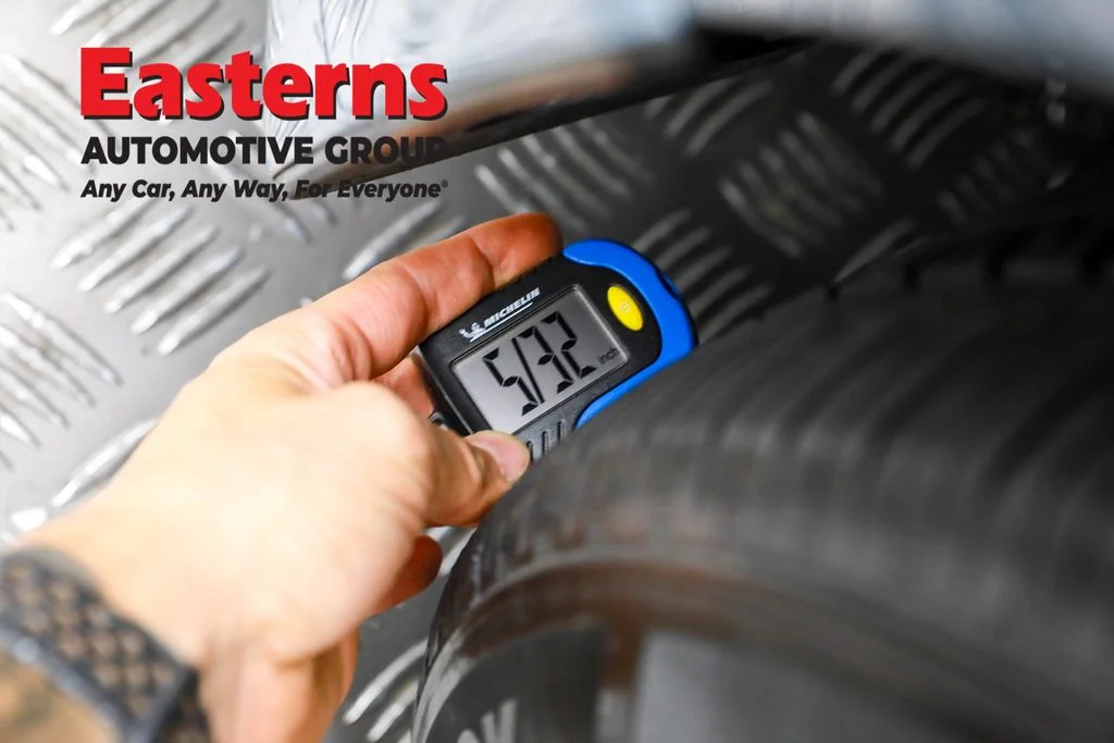 Used 2024 Gray Nissan SV image 27