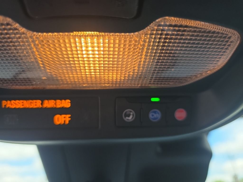 2025 Chevrolet Trax RS - Photo 21