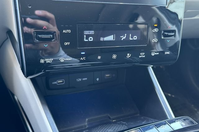 Used 2022 Gray Hyundai SEL Convenience image 20