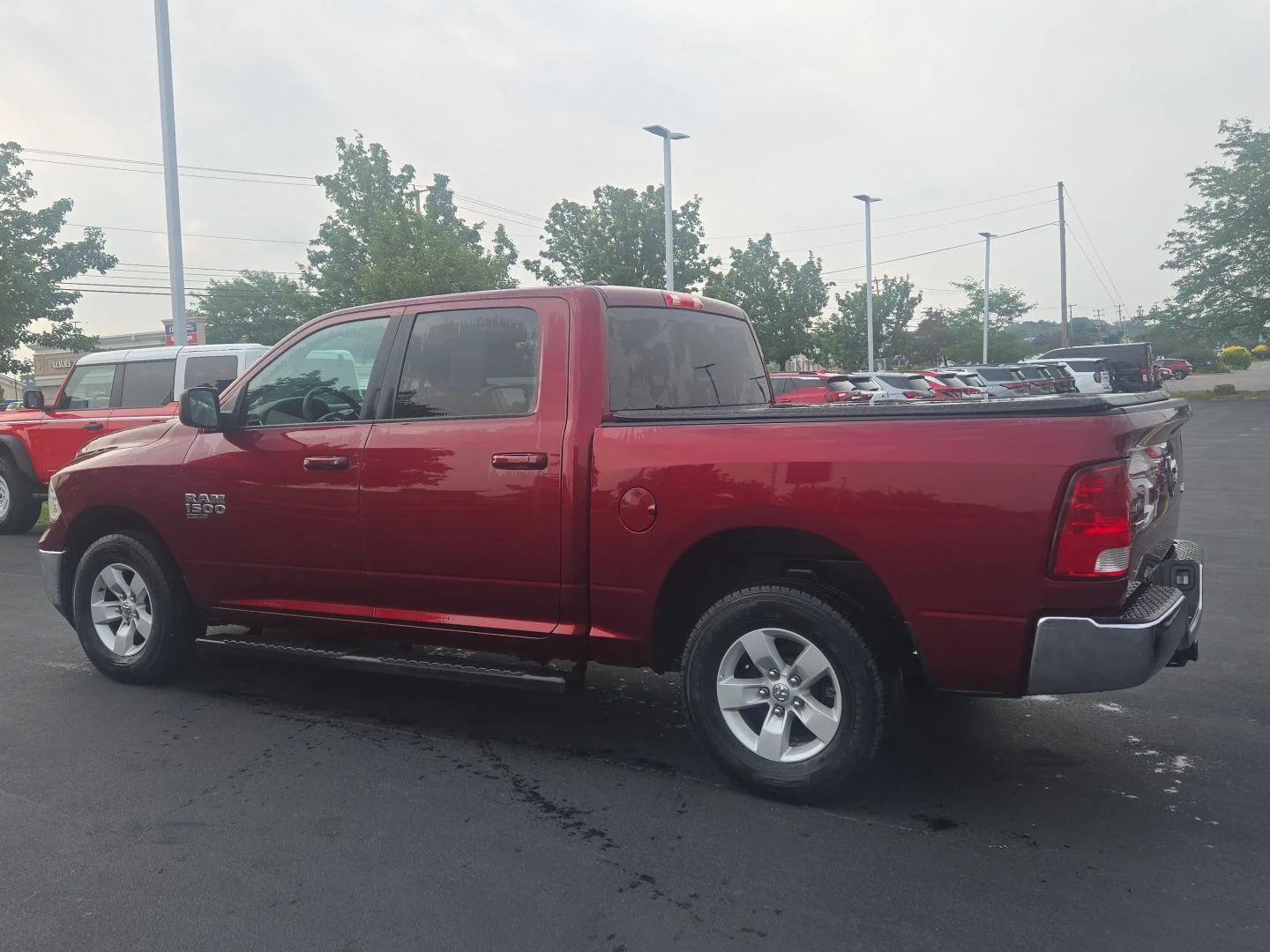 Used 2021 Delmonico Red Pearlcoat Ram SLT image 4