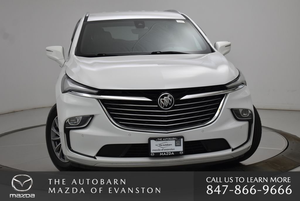 Used 2022 Summit White Buick Essence image 4