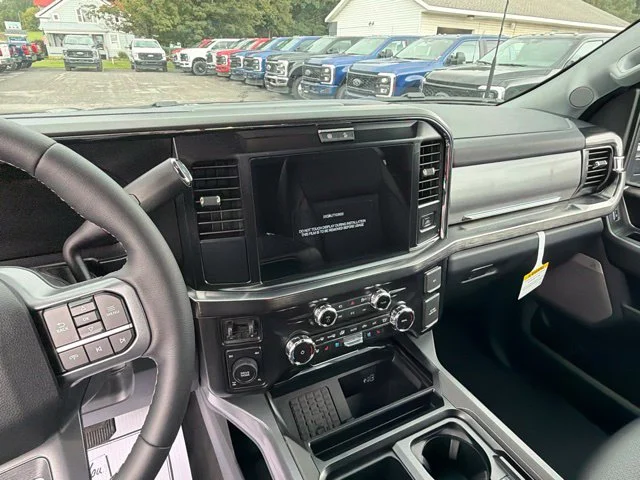 New 2026 Carbonized Gray Metallic Ford F-350® Lariat® image 26