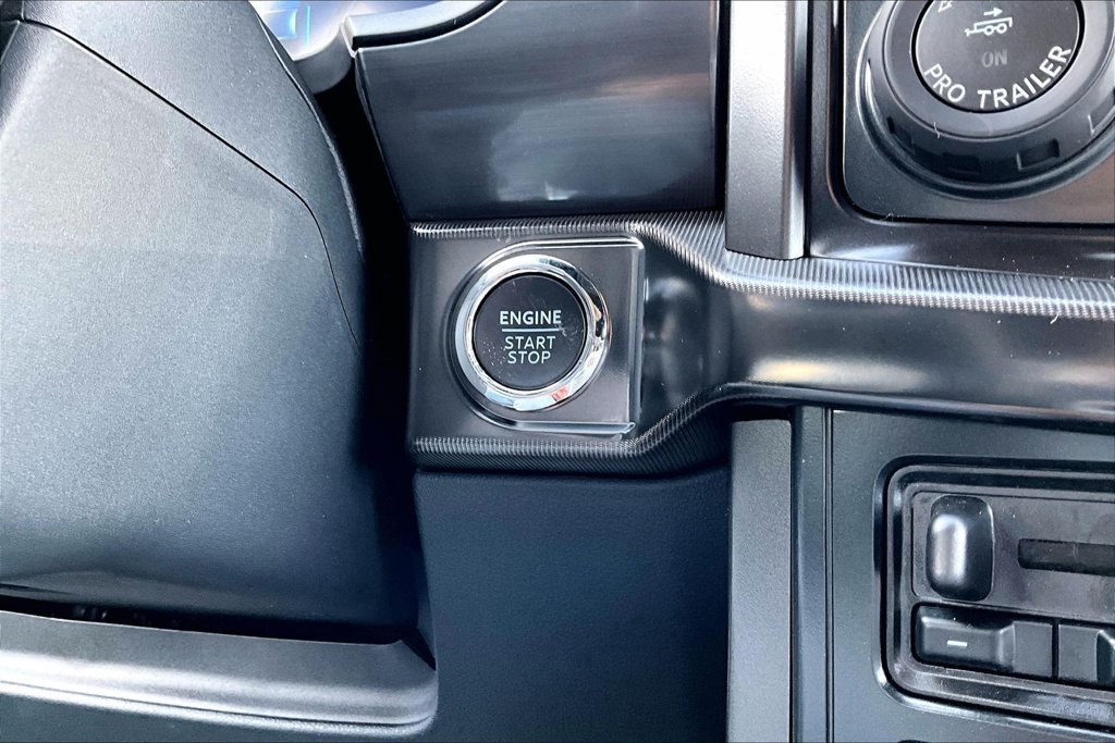 New 2026 Agate Black Metallic Ford Lariat® image 21