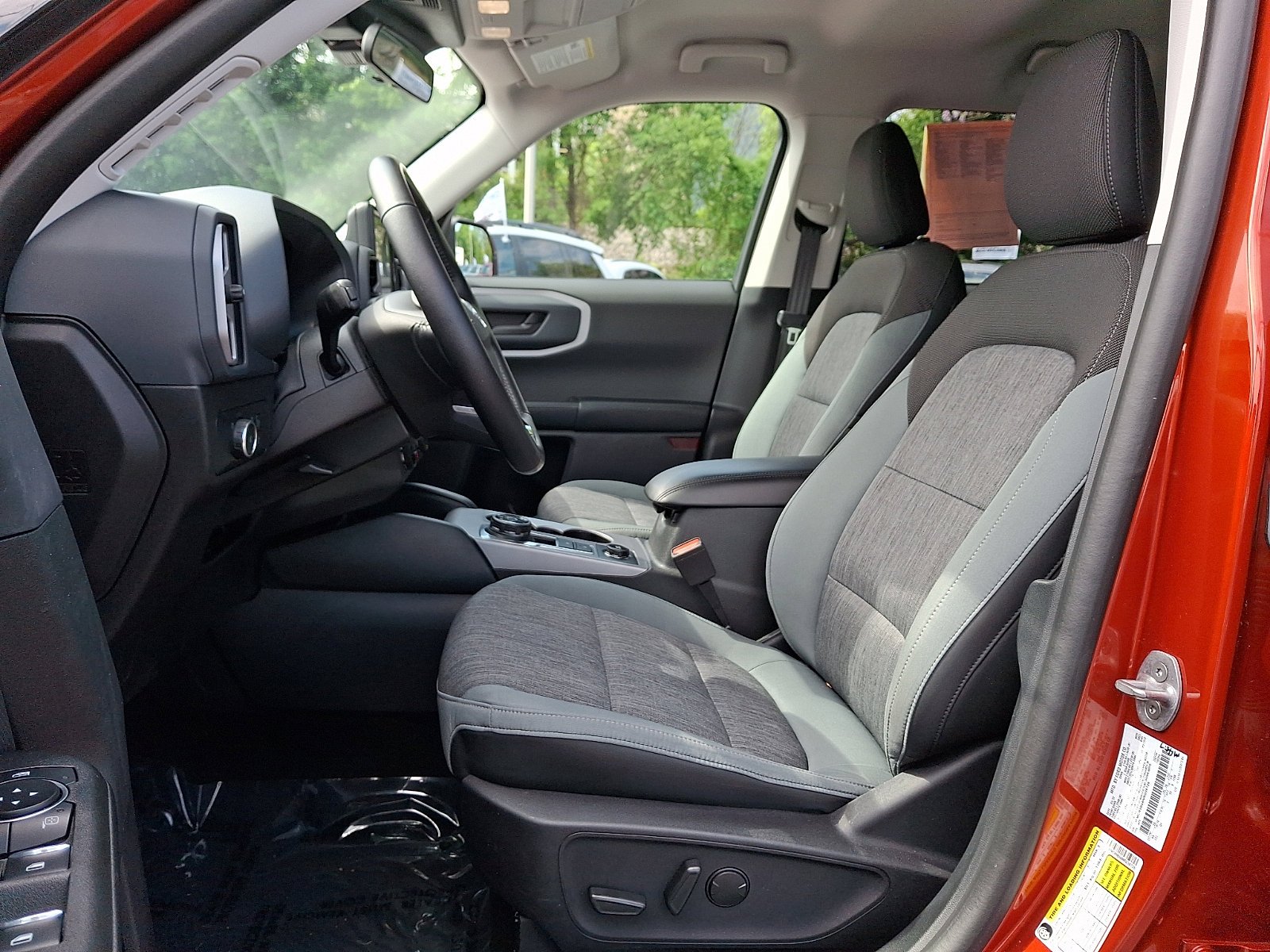 Used 2022 Hot Pepper Red Tinted Clearcoat Ford Big Bend image 12