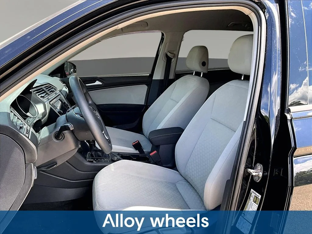 2021 Volkswagen Tiguan S - Photo 25