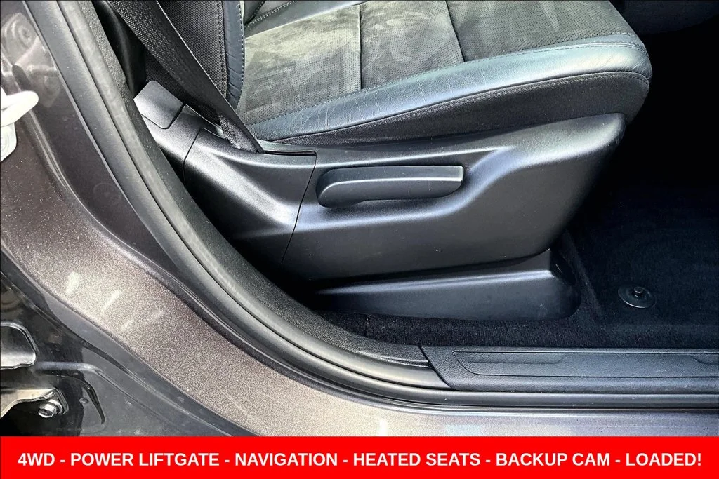 Used 2019 Gray Jeep Altitude image 34