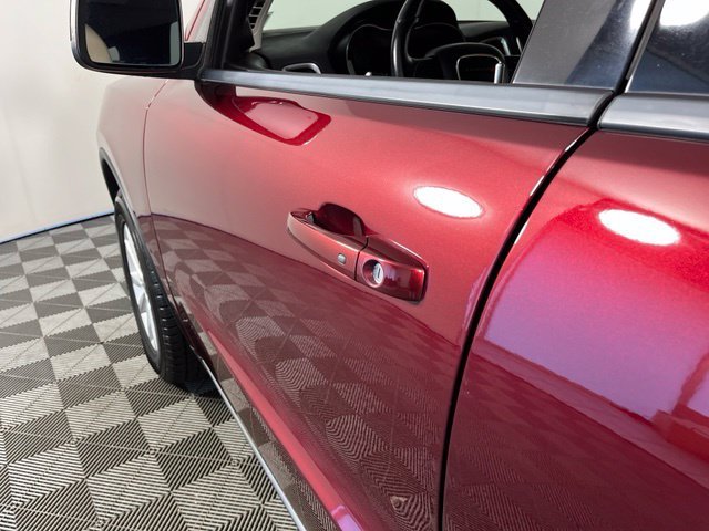 Used 2019 Red Dodge SXT Plus image 13