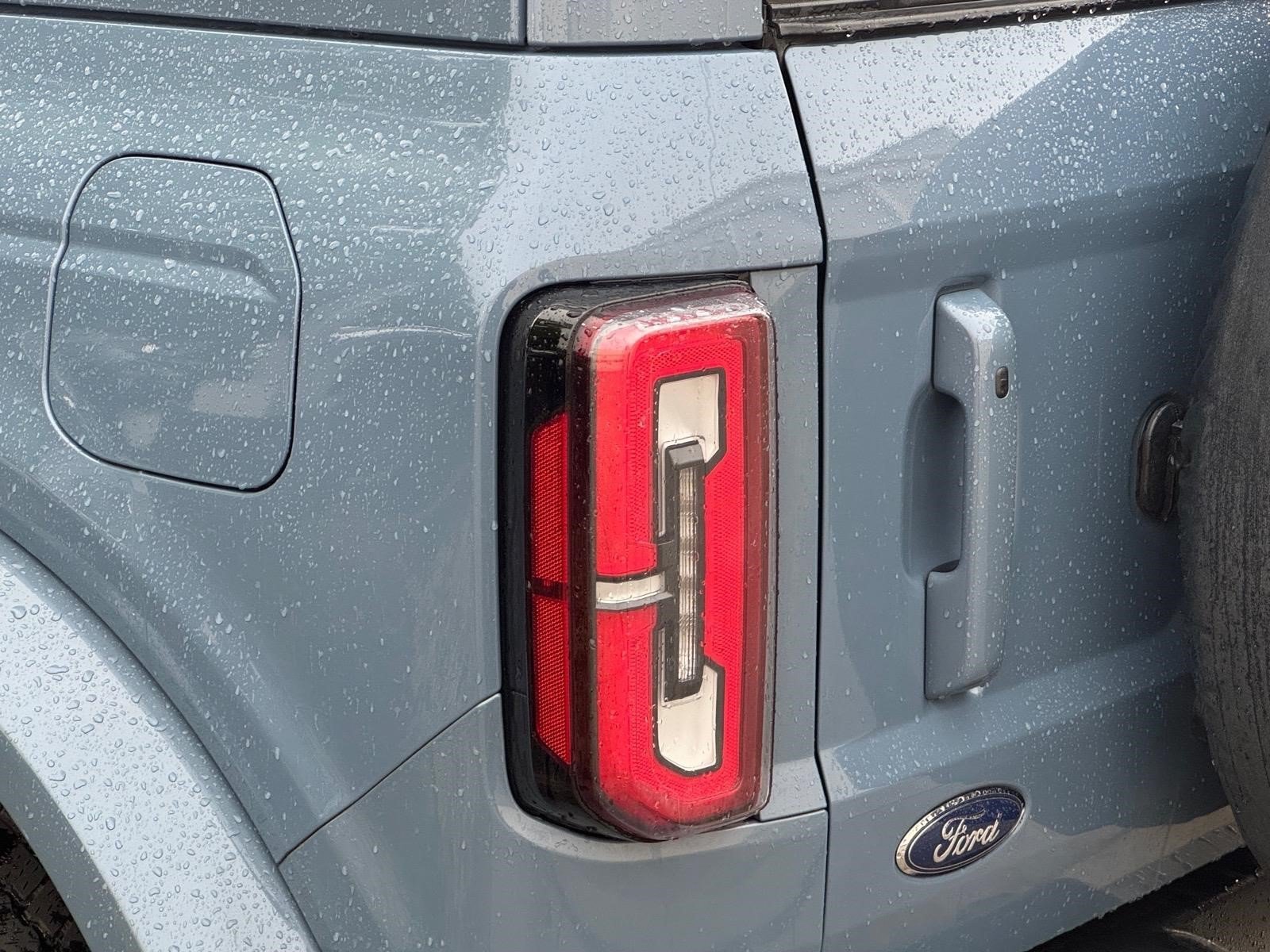 Used 2025 Azure Gray Metallic Ford Outer Banks image 10