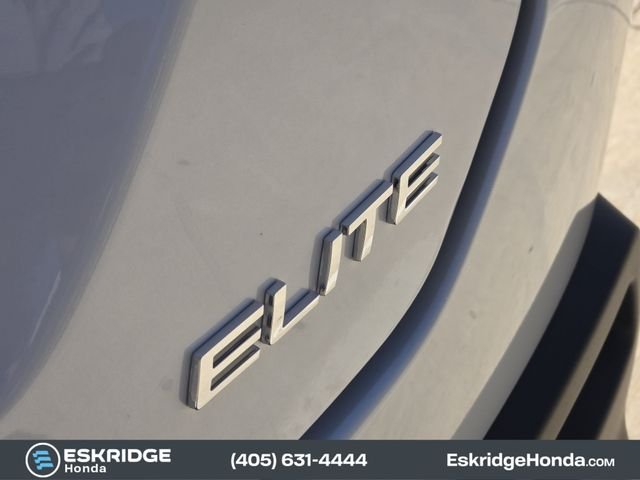 Certified Used 2026 Platinum White Pearl Honda AWD Elite image 11