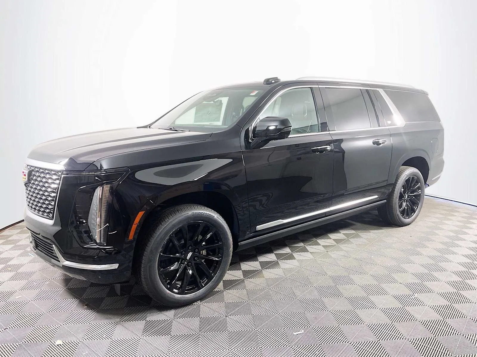 2026 Cadillac Escalade ESV Luxury 4WD's photo