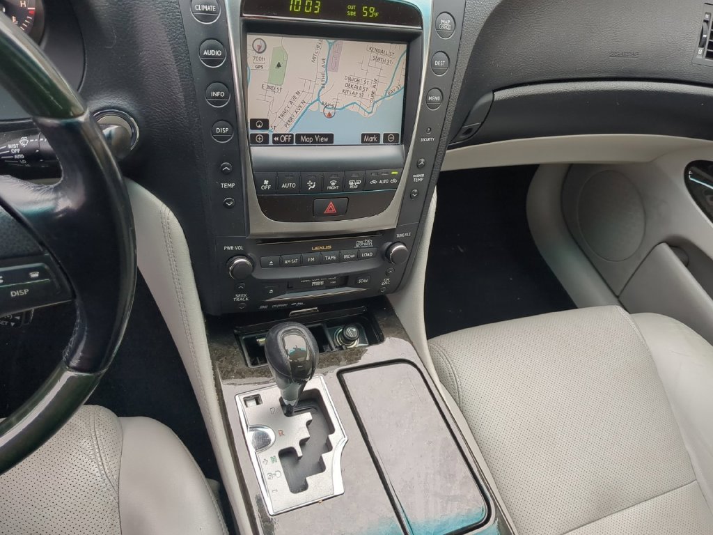 Used 2008 Silver Lexus 350 image 17