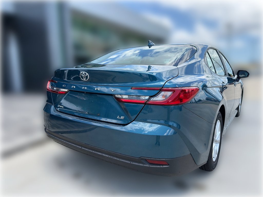 Used 2025 Ocean Gem Toyota LE image 9
