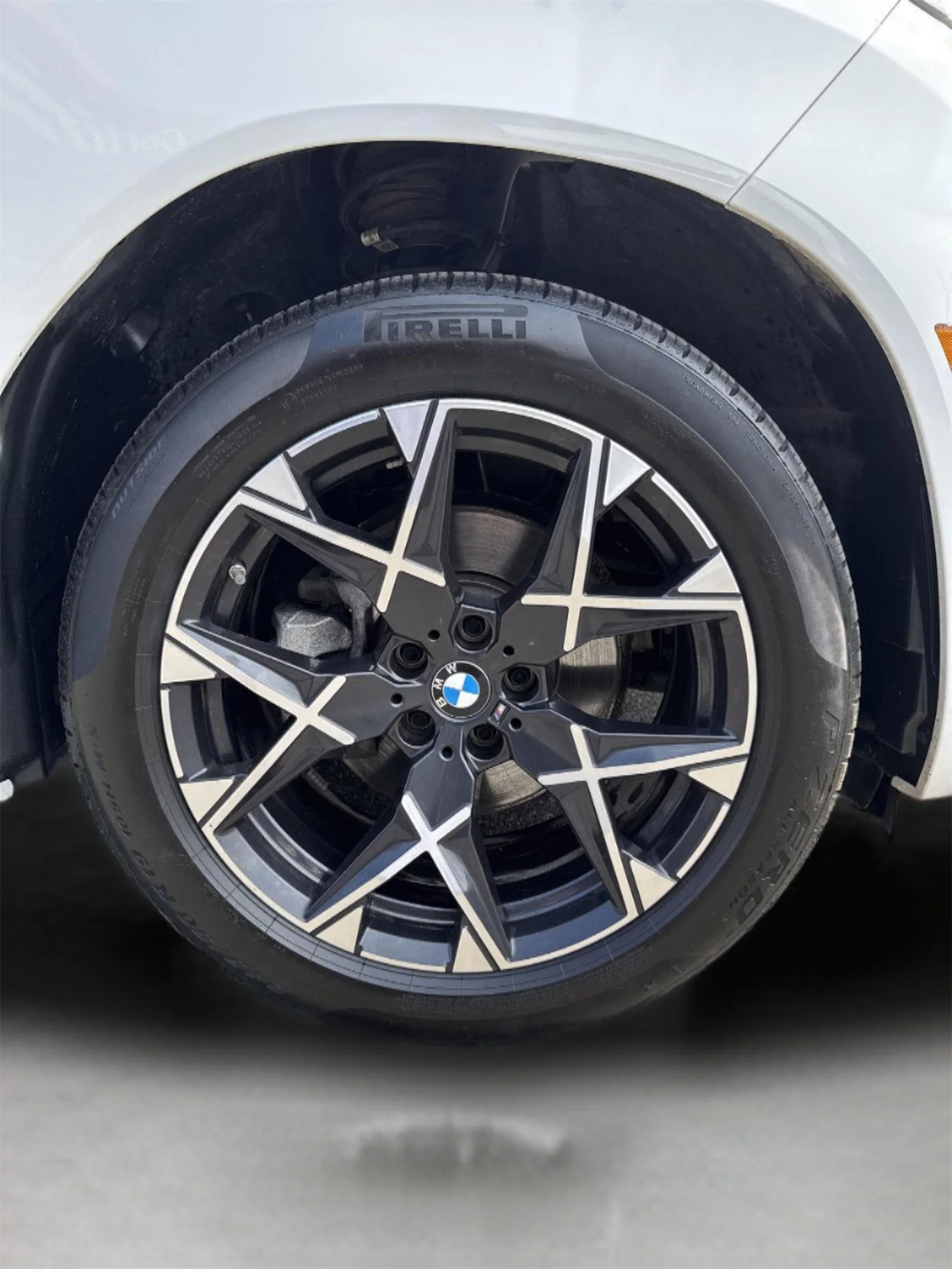 Used 2025 WHITE BMW 30 xDrive image 12