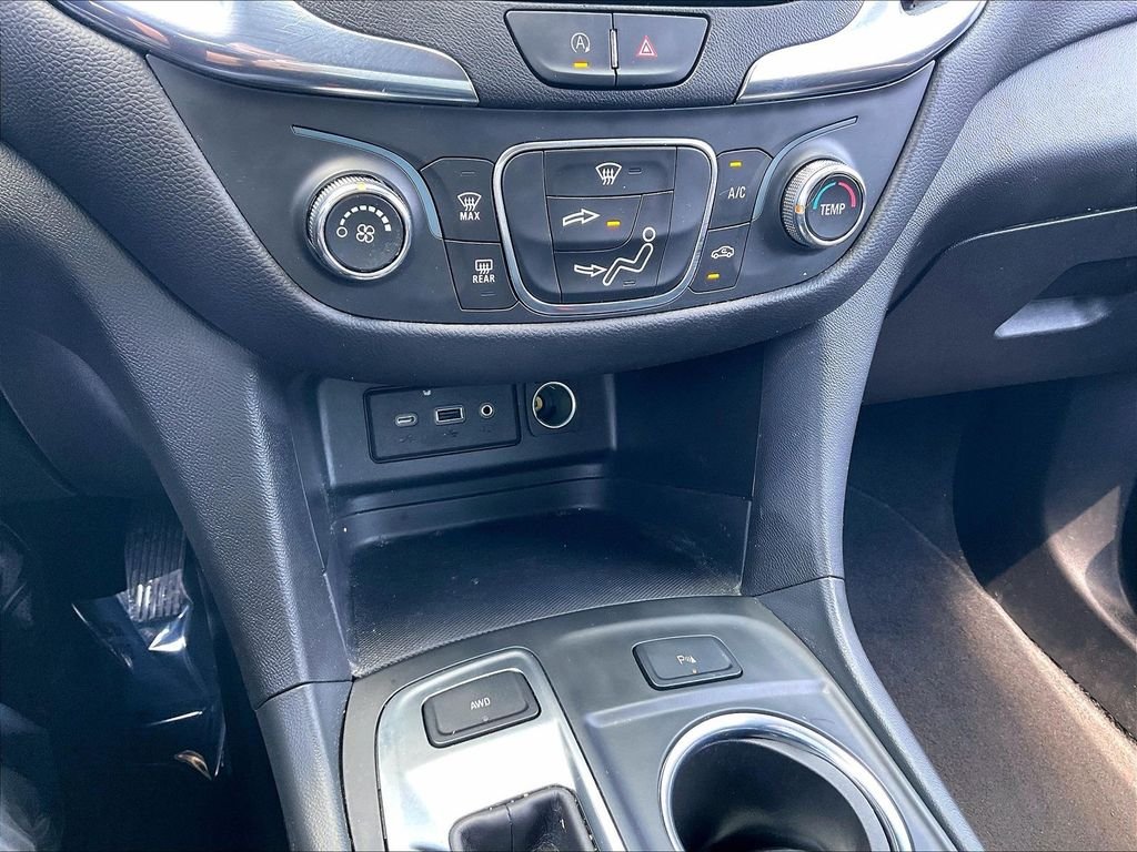 Used 2023 Summit White Chevrolet LT image 24