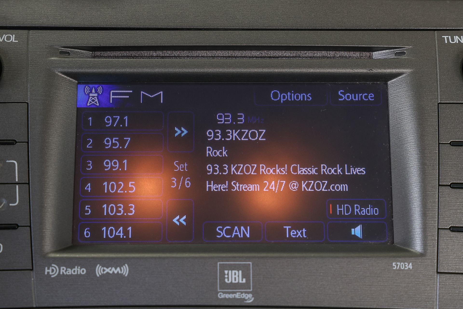 Used 2015 Blue Toyota Four image 15