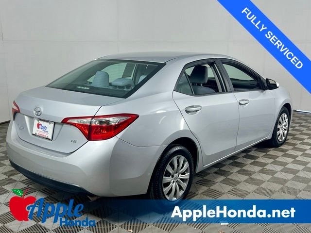 Used 2014 Classic Silver Metallic Toyota LE image 6