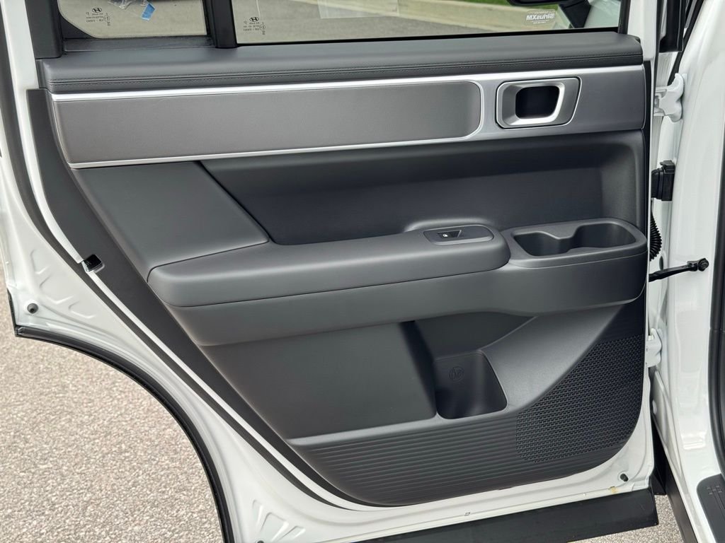 Certified Used 2026 White Hyundai SE image 18