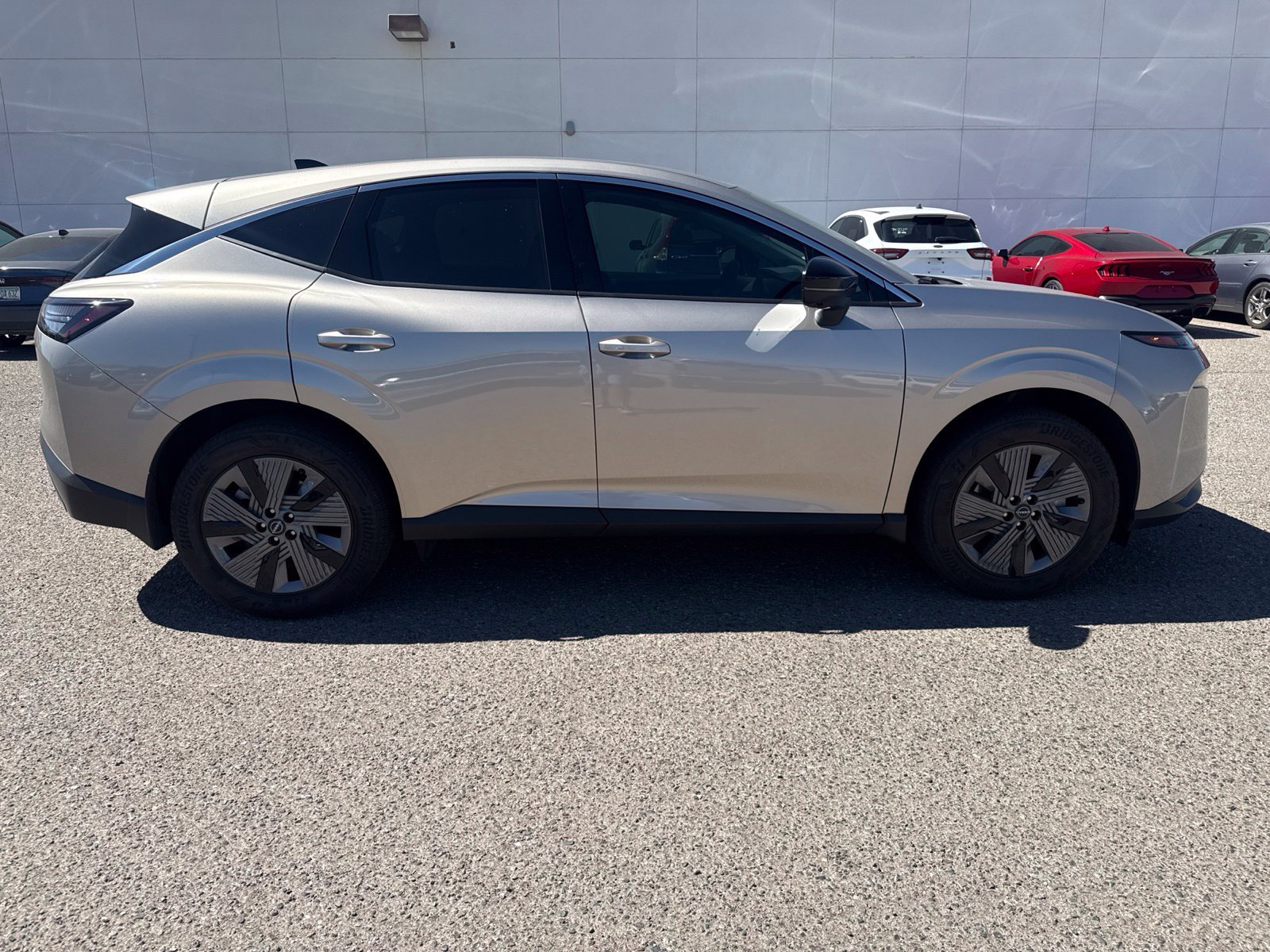 Used 2026 Champagne Silver Metallic Nissan SL image 6
