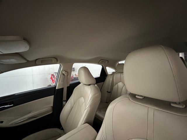Used 2019 Beige Toyota XLE image 25