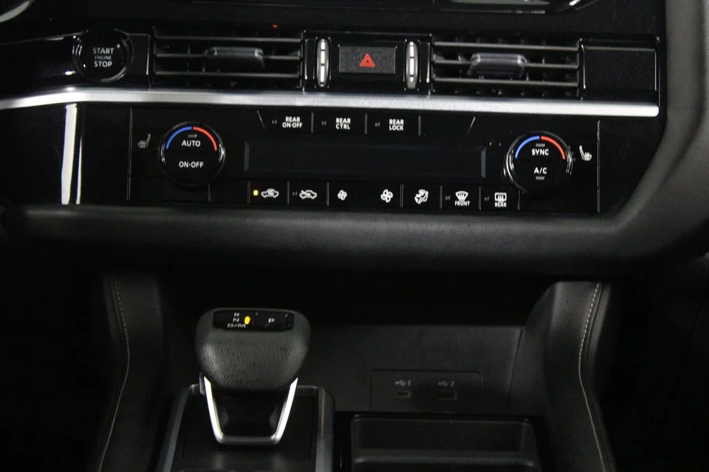 2025 Nissan Pathfinder SV - Photo 23