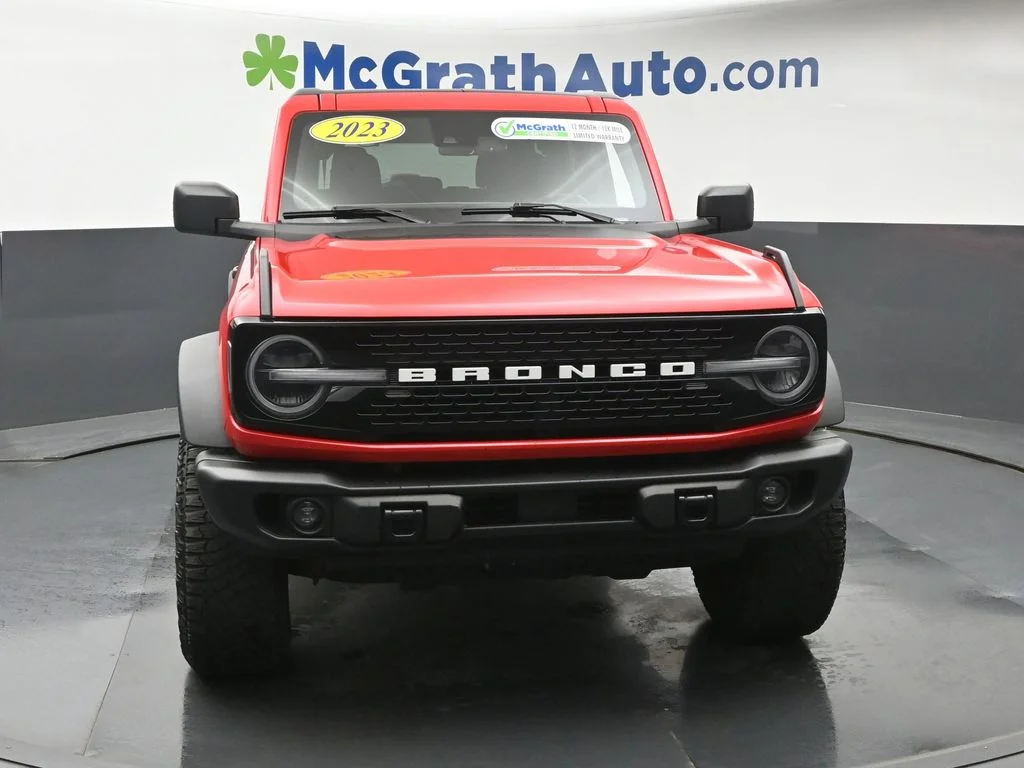 Used 2023 Red Ford Wildtrak image 5