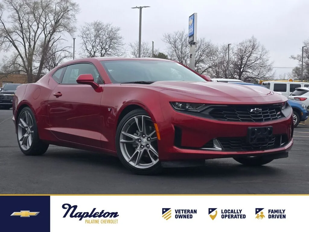 Used 2023 Red Chevrolet 1LT image 1