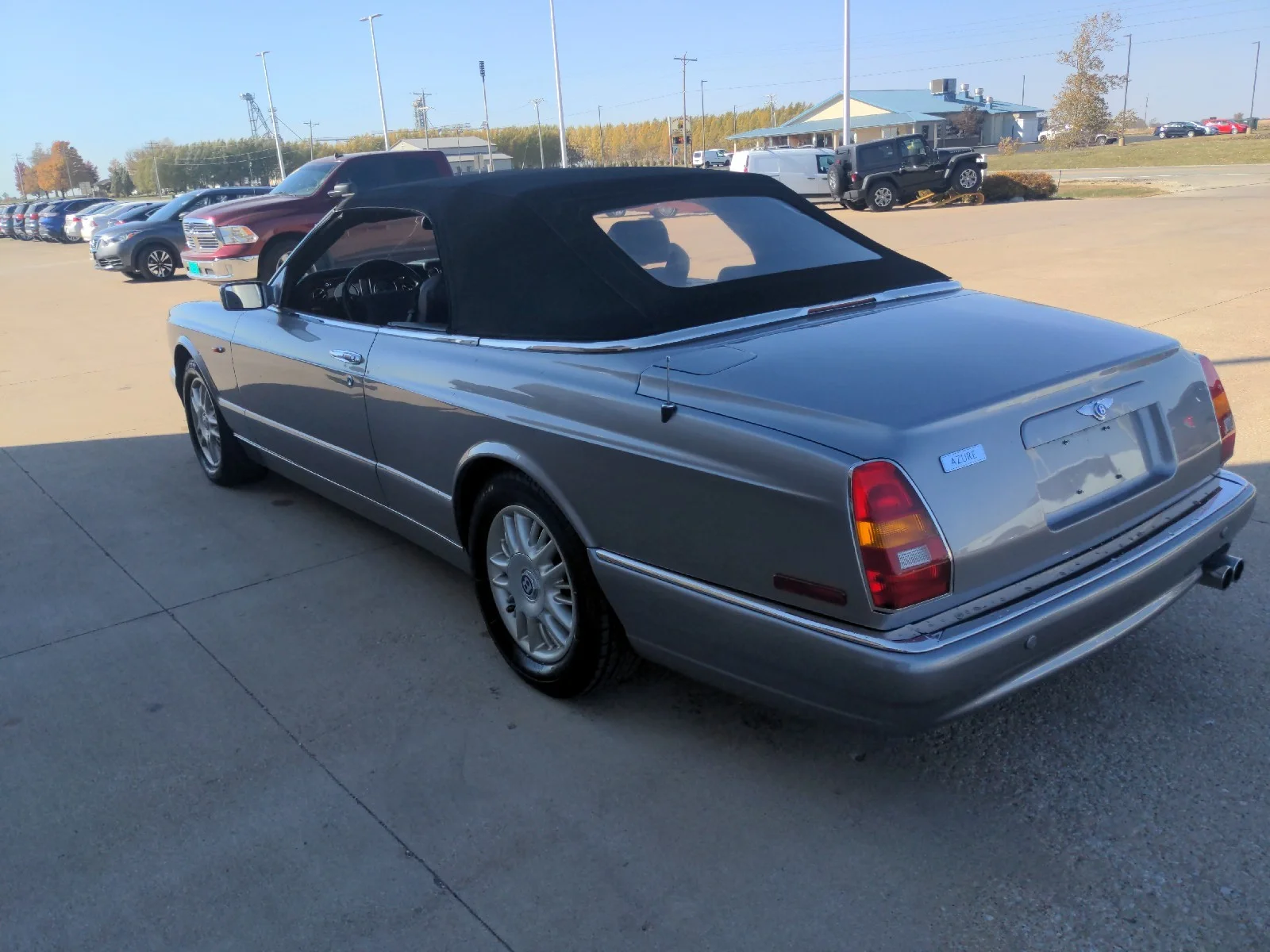 Used 2002 Silver Bentley  image 6