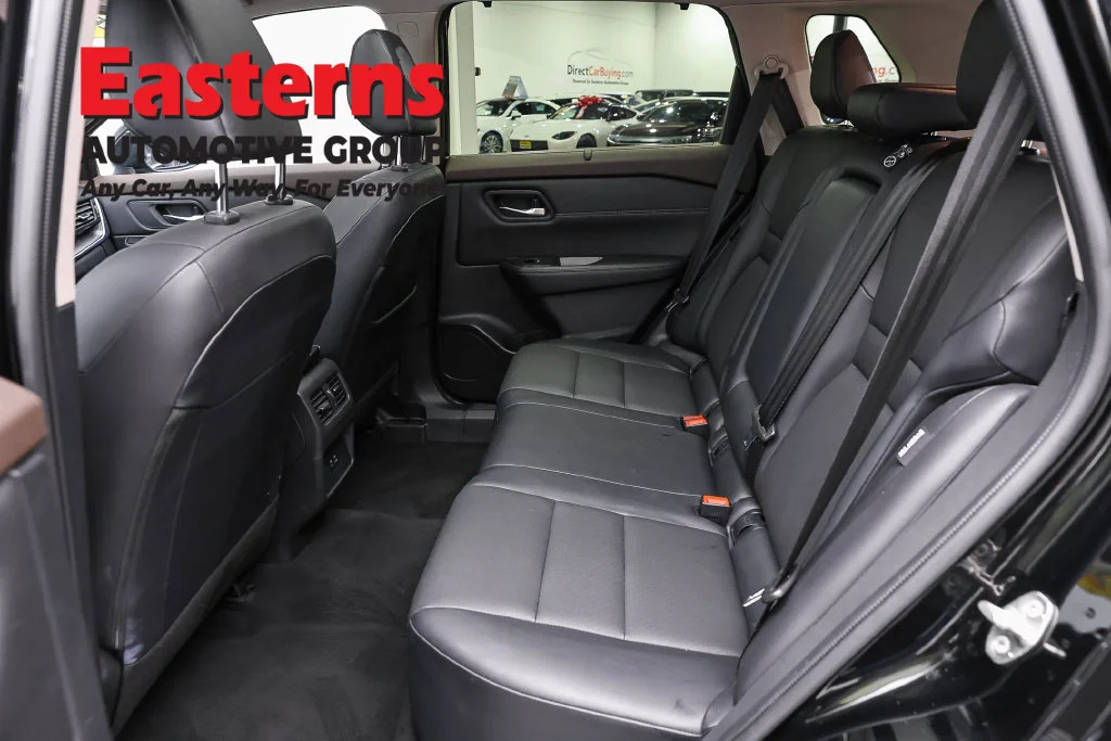 Used 2023 Black Nissan SV image 22