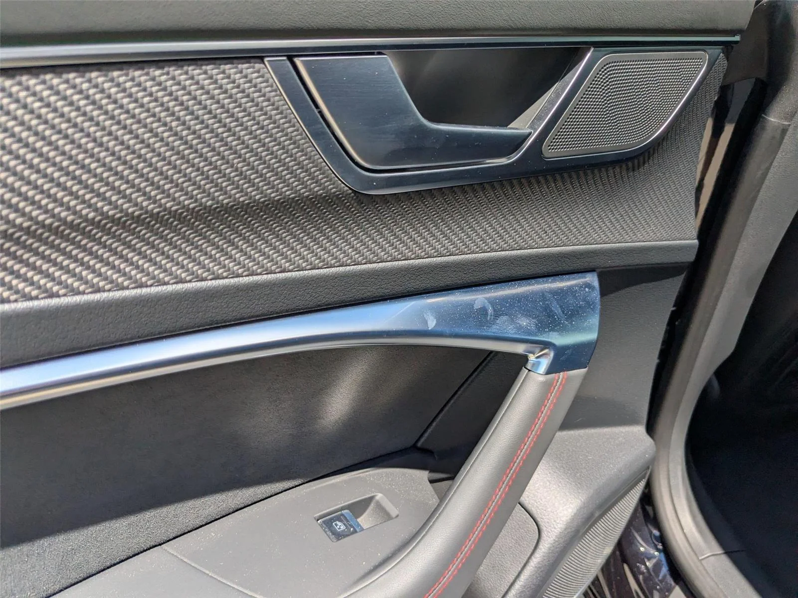 Used 2022 Sebring Black Crystal Effect AUDI  image 27
