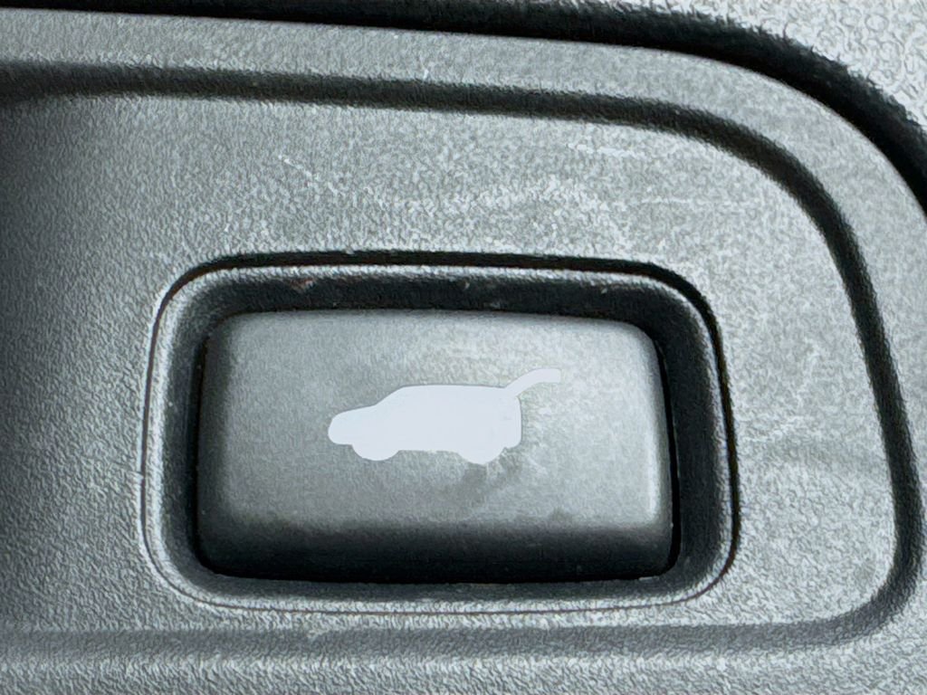 Certified Used 2021 Black Honda EX-L image 35