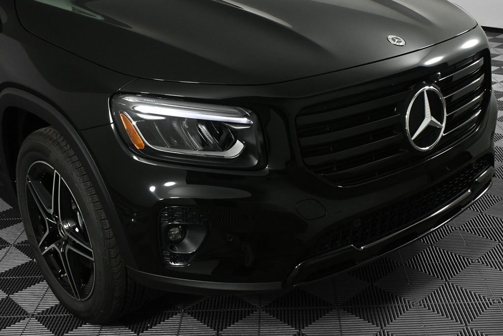 New 2026 Night Black Mercedes-Benz GLB 250 image 36