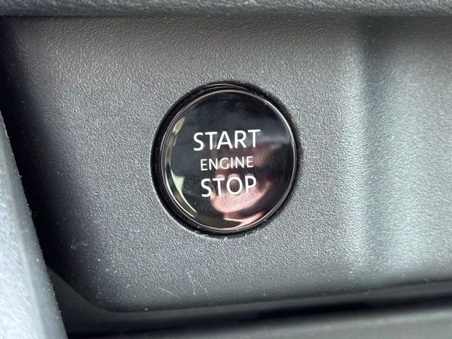 Used 2024 White Nissan SV image 19