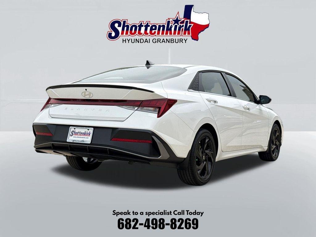 New 2026 White Hyundai SEL Sport Premium image 6