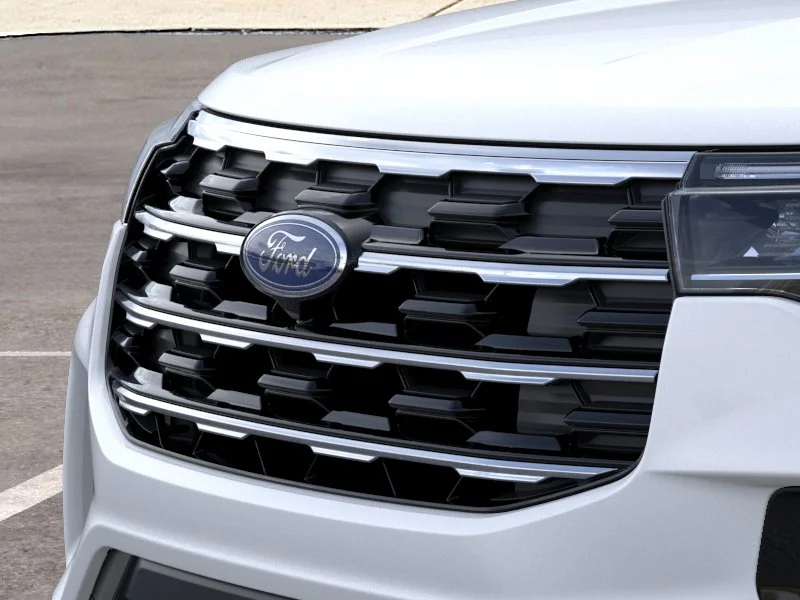 New 2026 Star White Metallic Tri-Coat Ford Active™ image 17