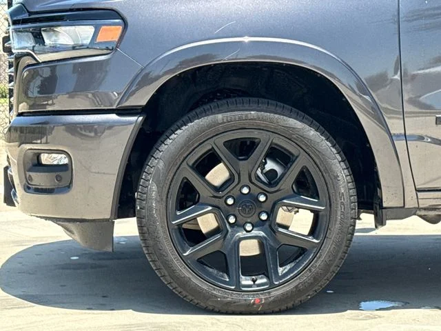 New 2026 Granite Crystal Metallic Clear-Coat Exterior Paint RAM Laramie image 6